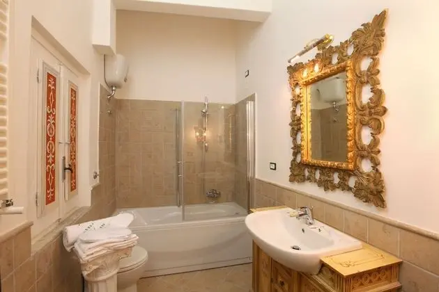 Superior Tek Büyük Yataklı Oda