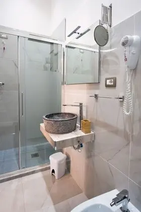 Deluxe Tek Büyük Yataklı Oda (Posillipo)