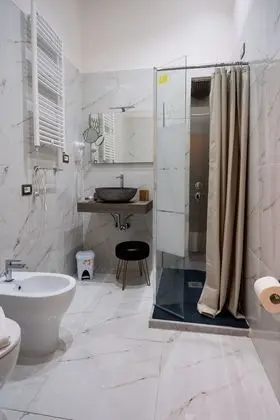 Superior Tek Büyük Yataklı Oda (Capri)