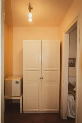 Büyük Yataklı Tek Kişilik Oda