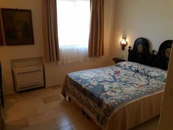 Economy Tek Büyük veya İki Ayrı Yataklı Oda, Bahçe Manzaralı (1)