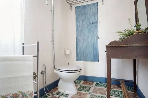 Classic Tek Büyük veya İki Ayrı Yataklı Oda, Teras, Bahçe Manzaralı