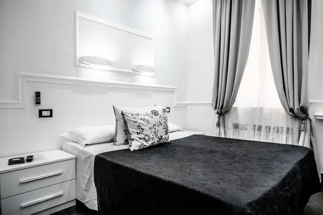 Classic Tek Büyük veya İki Ayrı Yataklı Oda