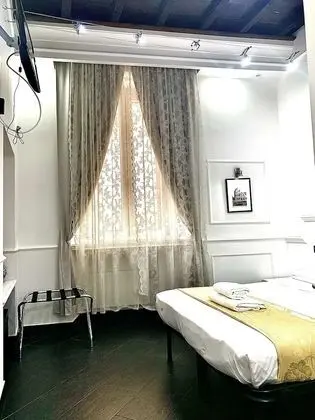 Classic Tek Büyük veya İki Ayrı Yataklı Oda