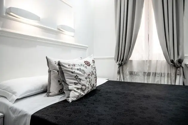 Economy Tek Büyük Yataklı Oda