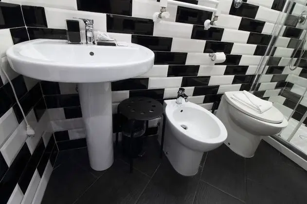 Economy Tek Büyük Yataklı Oda