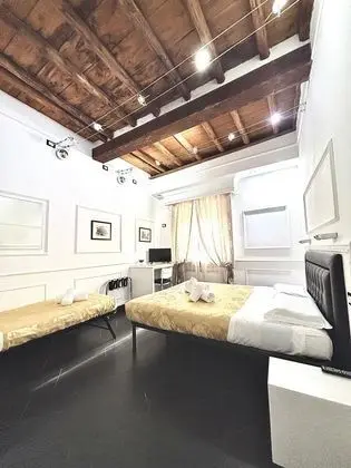 Üç Kişilik Oda