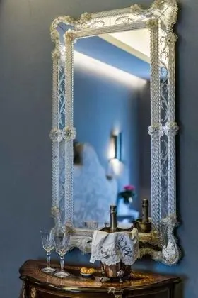 Classic Tek Büyük Yataklı Oda