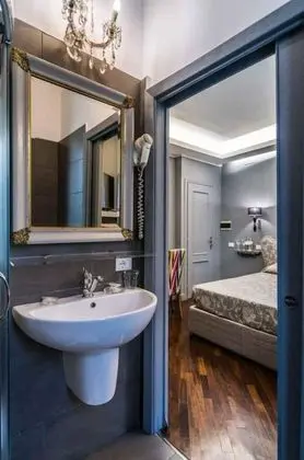 Classic Tek Büyük Yataklı Oda