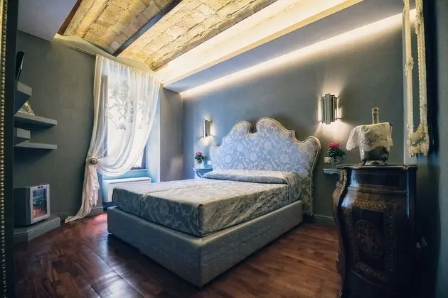 Standard Dört Kişilik Oda