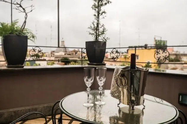 Standard Dört Kişilik Oda