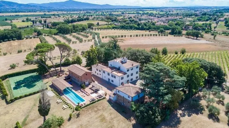 Villa