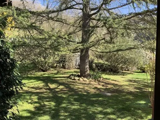 Üç Kişilik Oda, Bahçe Manzaralı