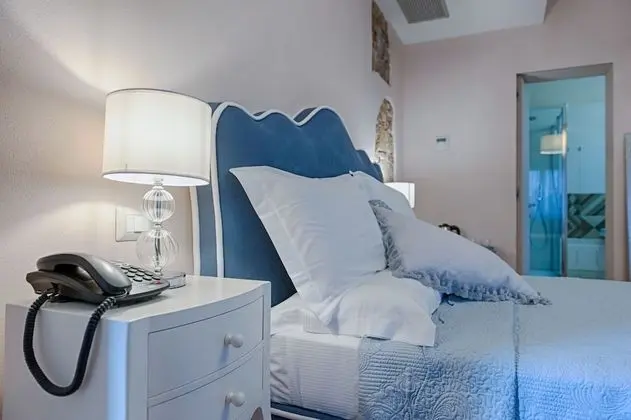 Deluxe Üç Kişilik Oda