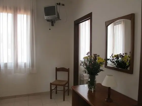 Tek Büyük Yataklı Oda