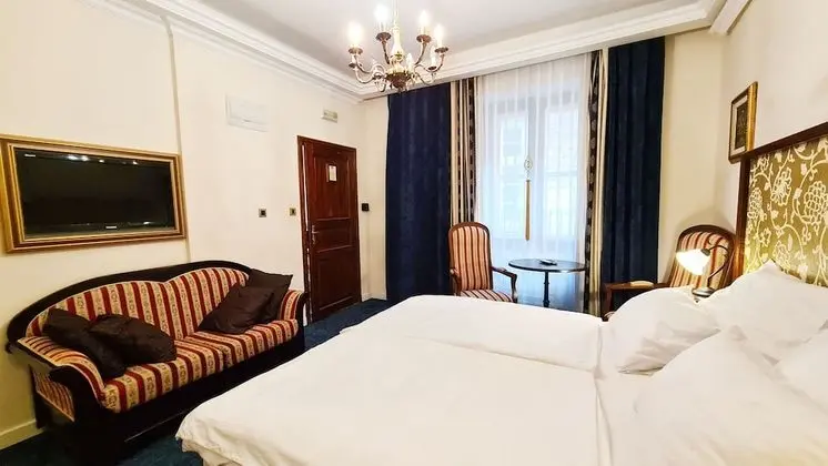 Standard Tek Büyük Yataklı Oda