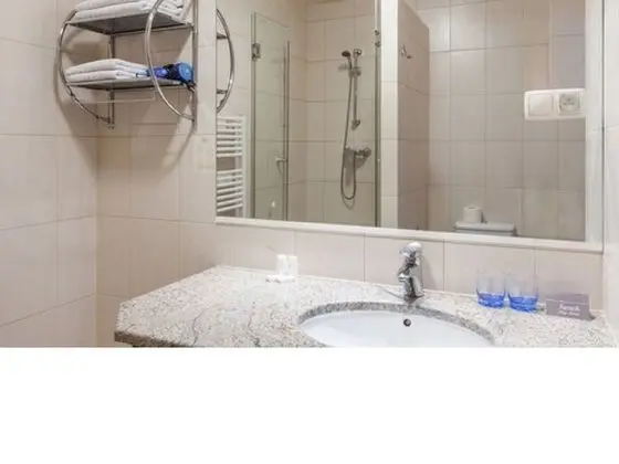 Classic Tek Büyük Yataklı Oda