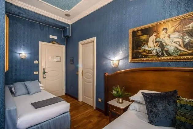 Deluxe Üç Kişilik Oda