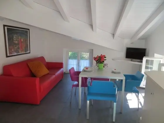 Apart Daire, 1 Yatak Odası, Göl Manzaralı