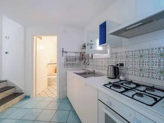 Standard Apart Daire, 2 Yatak Odası, Zemin Kat (Leucosia)