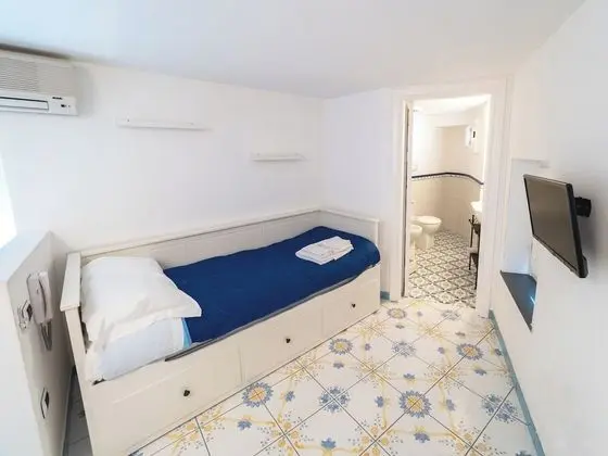 Standard Apart Daire, 2 Yatak Odası, Zemin Kat (Leucosia)