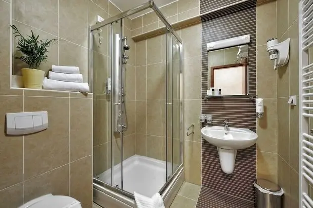 Deluxe Tek Büyük Yataklı Oda, Sigara İçilmez