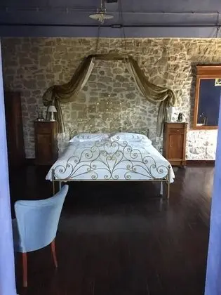 Romantic Tek Büyük Yataklı Oda