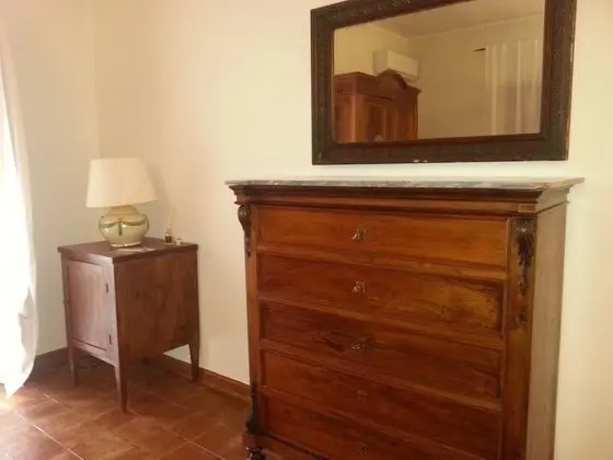 Deluxe Tek Büyük Yataklı Oda (Frappato 2)