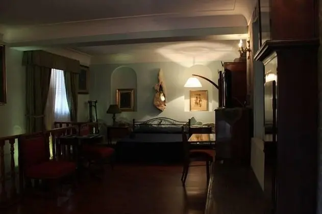 Deluxe Üç Kişilik Oda