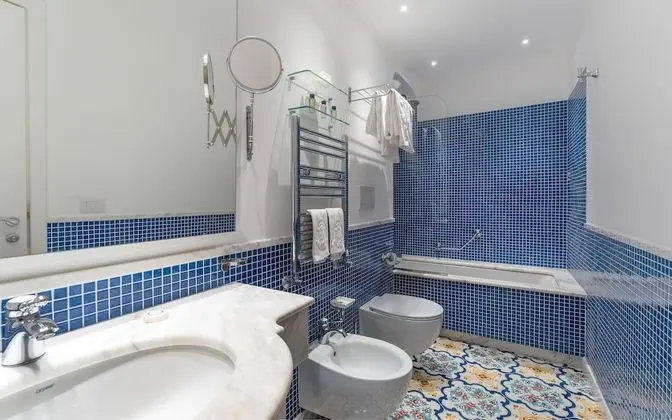Deluxe Dört Kişilik Oda, Havuz Kenarı