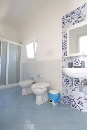 Basic Tek Büyük Yataklı Oda