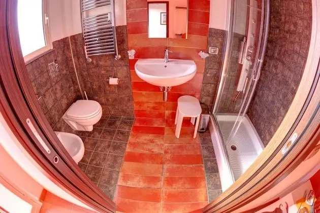 Büyük Yataklı Tek Kişilik Oda, Dağ Manzaralı