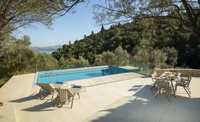 Villa, 4 Yatak Odası, Kişiye Özel Havuzlu, Deniz Manzaralı