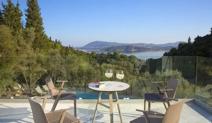 Villa, 4 Yatak Odası, Kişiye Özel Havuzlu, Deniz Manzaralı