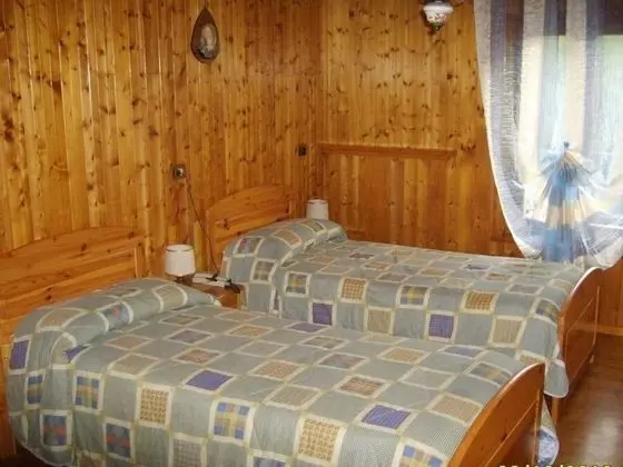 Tek Büyük veya İki Ayrı Yataklı Oda