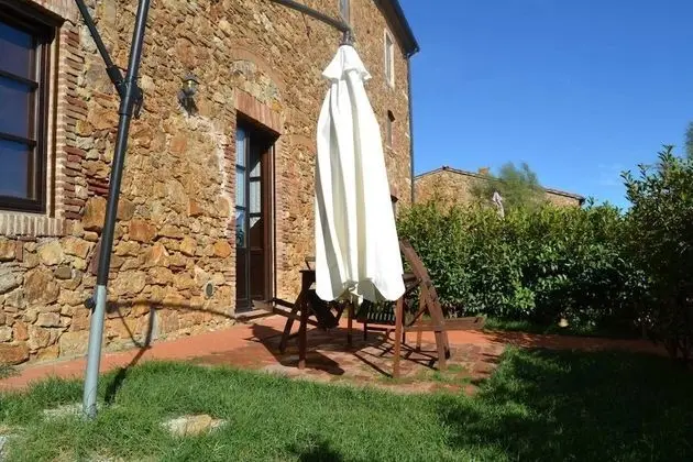 Apart Daire, 1 Yatak Odası, Bahçeli