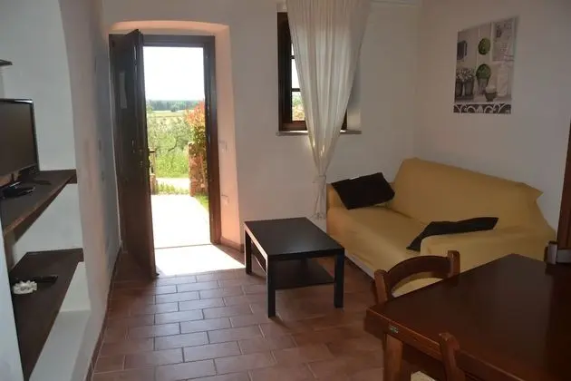 Apart Daire, 2 Yatak Odası, Bahçeli