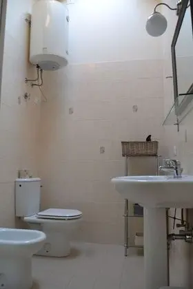 Apart Daire, 2 Yatak Odası, Bahçeli