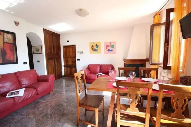 Apart Daire, 2 Yatak Odası, Göl Manzaralı (Borgo III)