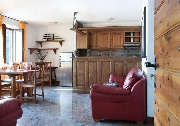 Apart Daire, 2 Yatak Odası, Göl Manzaralı (Borgo III)