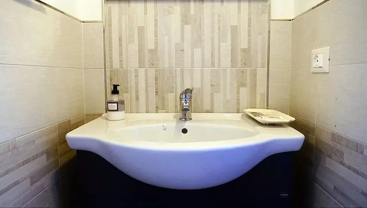 Business Üç Kişilik Oda