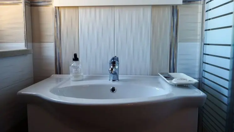 Deluxe Üç Kişilik Oda