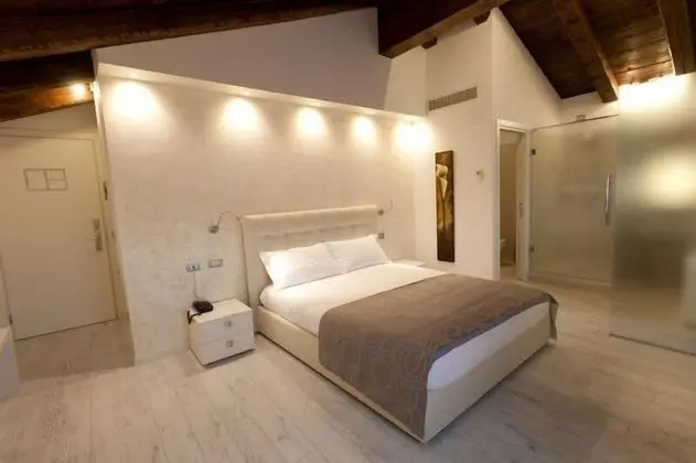 Superior Tek Büyük Yataklı Oda, Sıcak Su Havuzu