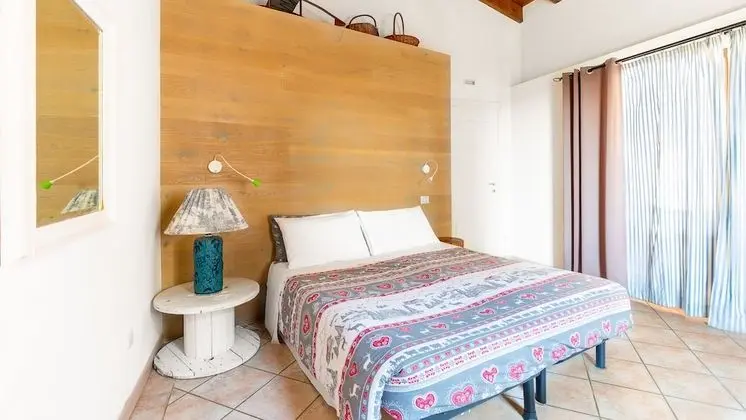 Tek Büyük veya İki Ayrı Yataklı Oda (Magnolia)