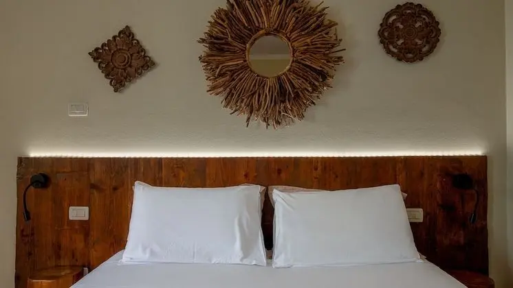 Tek Büyük veya İki Ayrı Yataklı Oda (Tiglio)