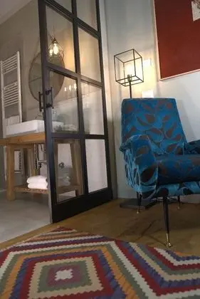 Superior Tek Büyük Yataklı Oda, Havuz Manzaralı