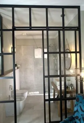 Superior Tek Büyük Yataklı Oda, Havuz Manzaralı