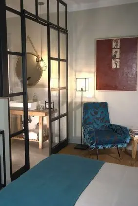 Superior Tek Büyük Yataklı Oda, Havuz Manzaralı