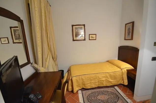 Economy Tek Büyük Yataklı Oda