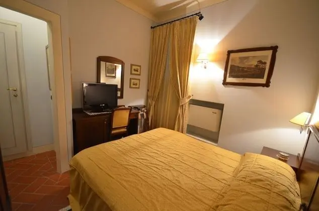 Economy Tek Büyük Yataklı Oda